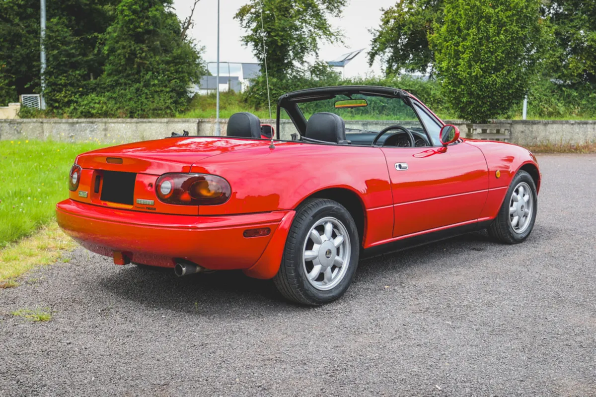 1990 Mazda MX-5 NA - Image 2