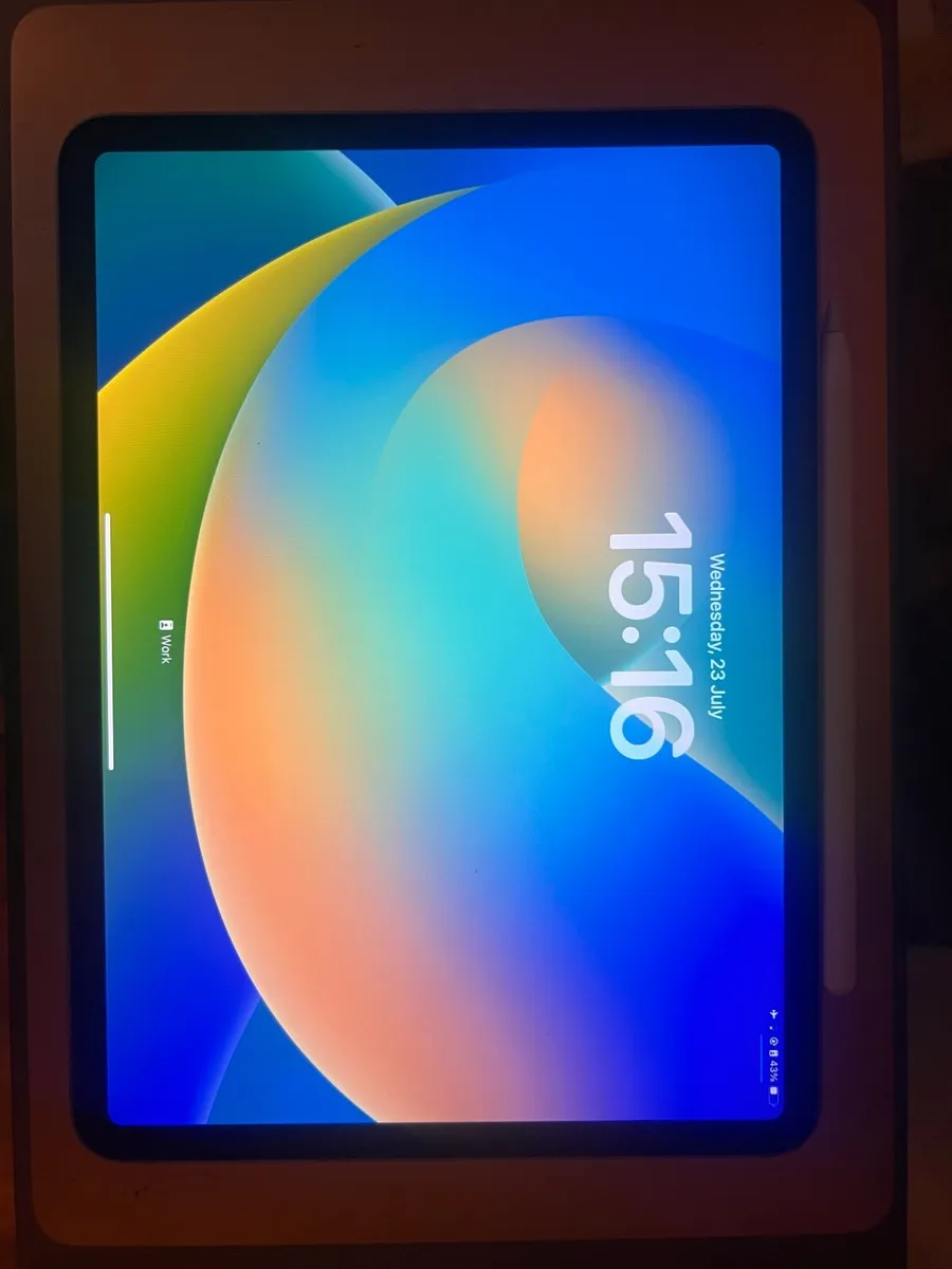 iPad Pro 4th Gen 11” + Pencil 2nd gen - Image 2