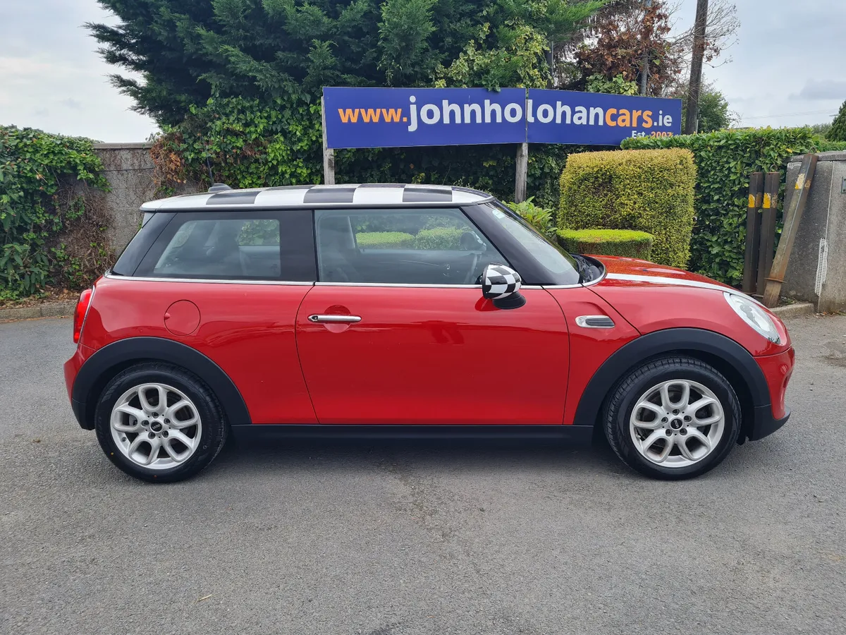 Mini Cooper 2015 // 2 YEAR NCT // - Image 2