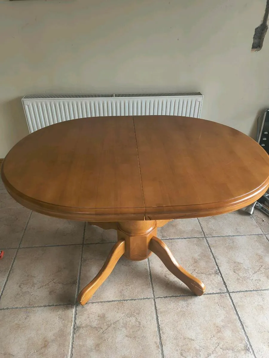 Kitchen Table (Extendable) with 4 Chairs - Image 1