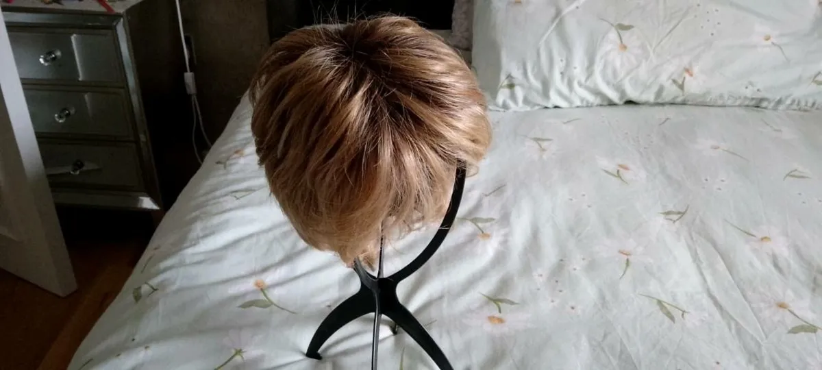 Various Wigs - Image 2