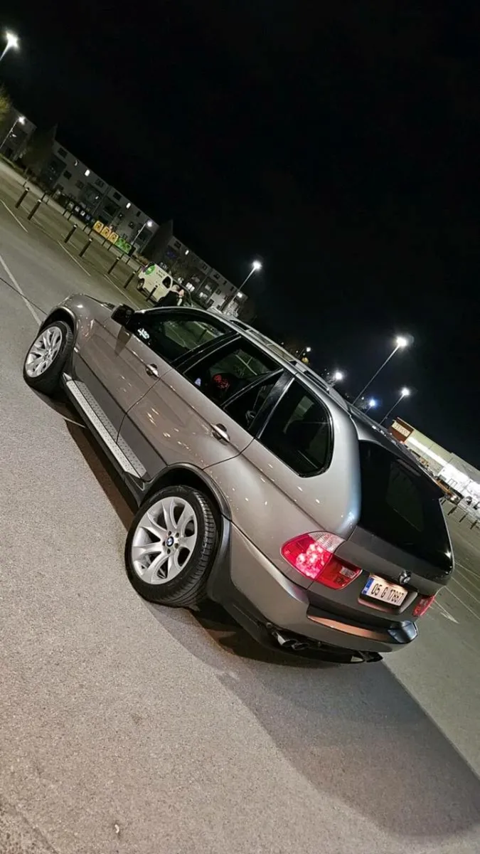 Bmw x5 - Image 2