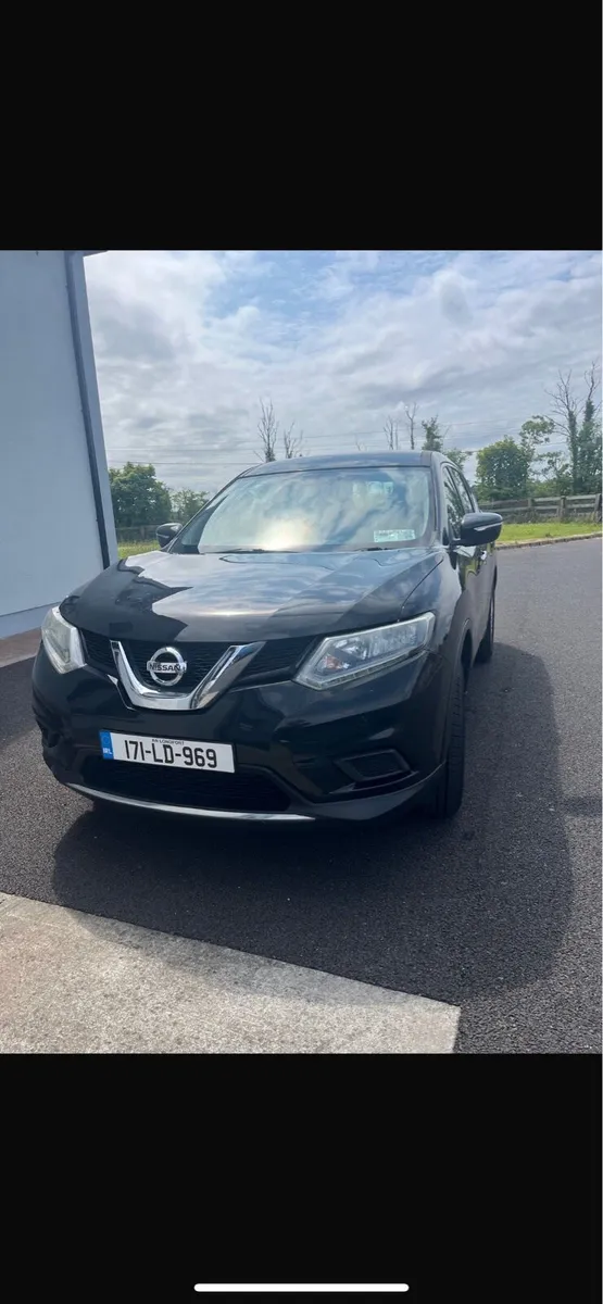 2017 Nissan X-trail - Image 2