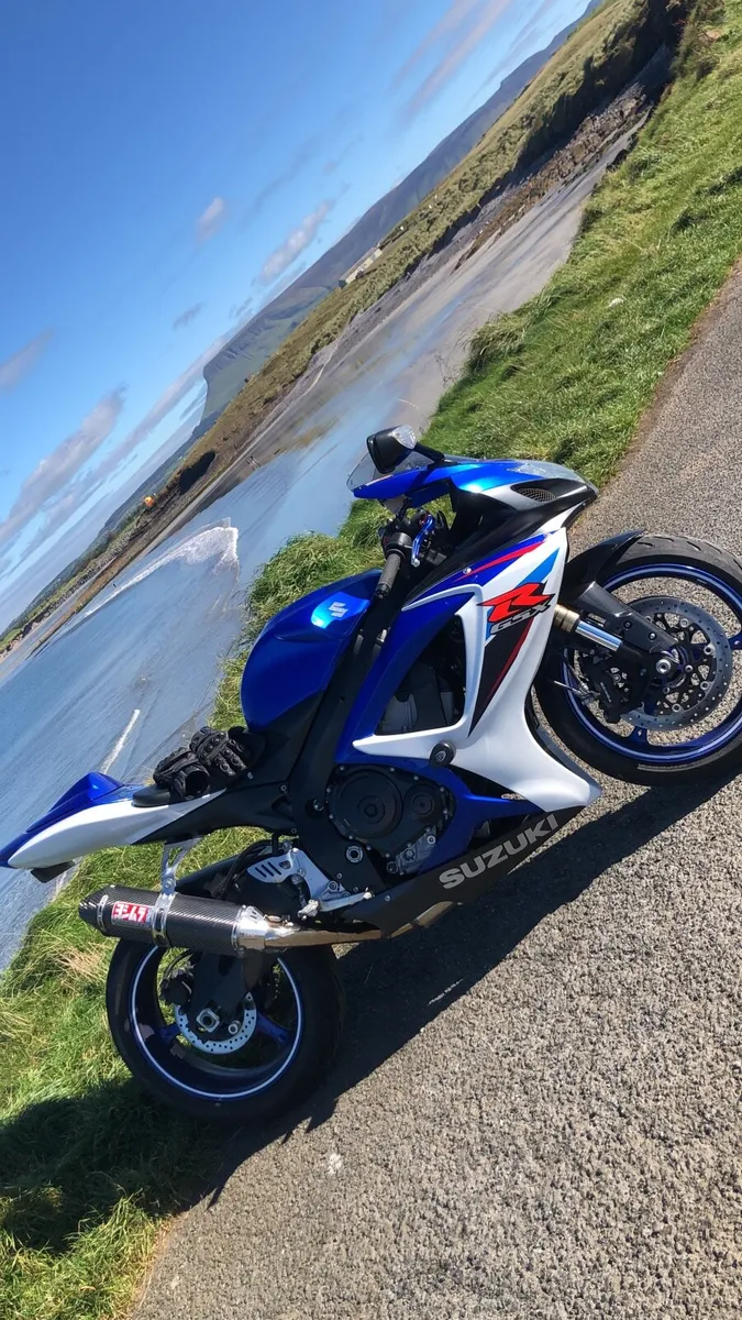 **DEPOSIT TAKEN**Suzuki GSXR 600 - Image 2