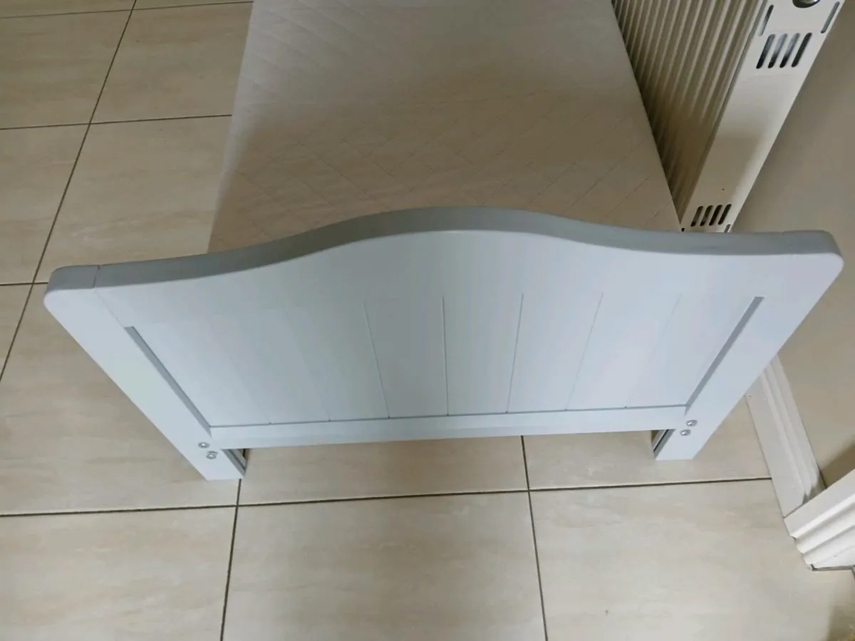 Toddler bed 140 x 70. - Image 2