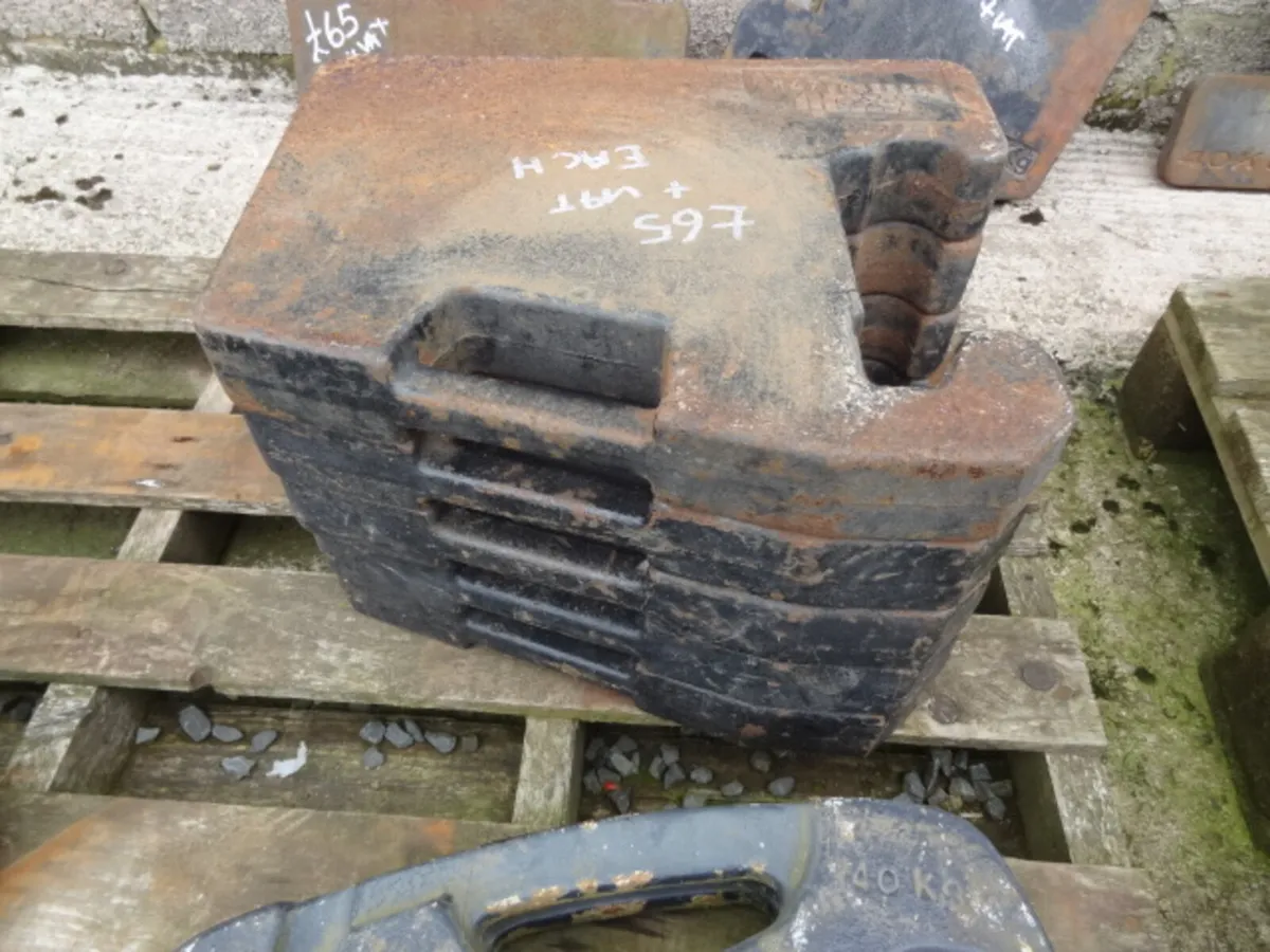 Case 47KG Suitcase Tractor Weights - Image 3