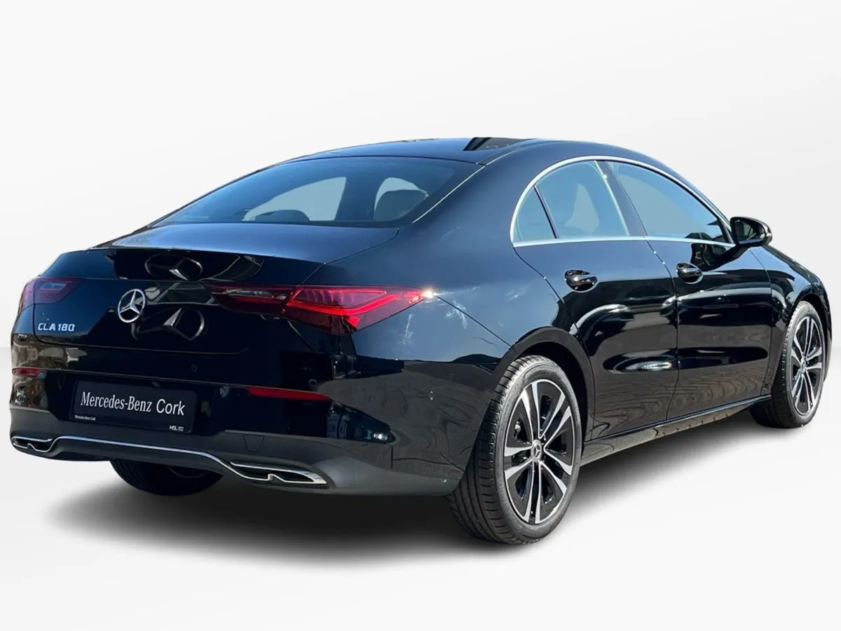 Mercedes-Benz CLA 180 Progressive Edition Coupe - Image 3