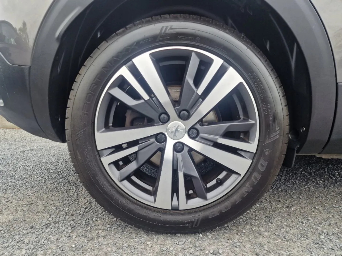 Peugeot 3008 FL Allure 1.5 HDI Auto - Image 4