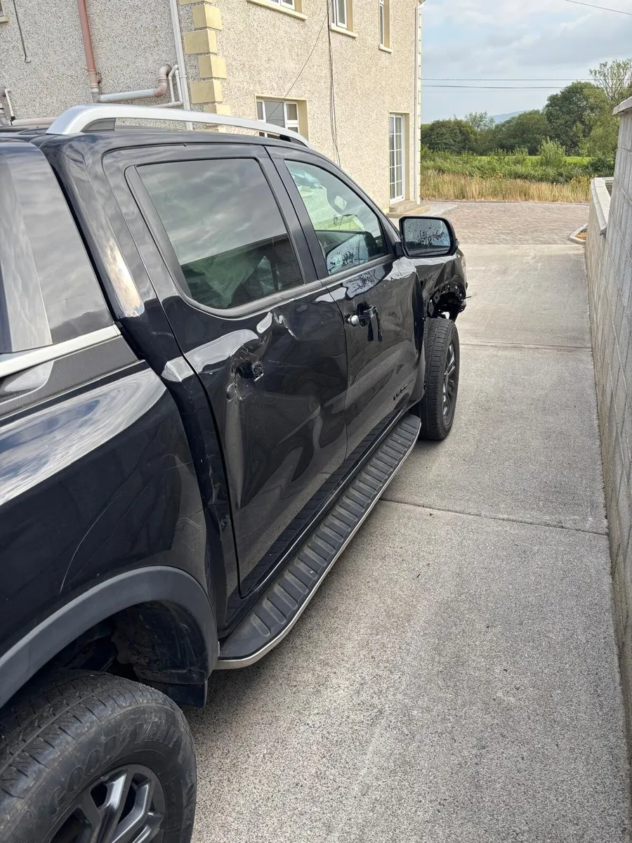 Ford ranger 232 light damage - Image 3