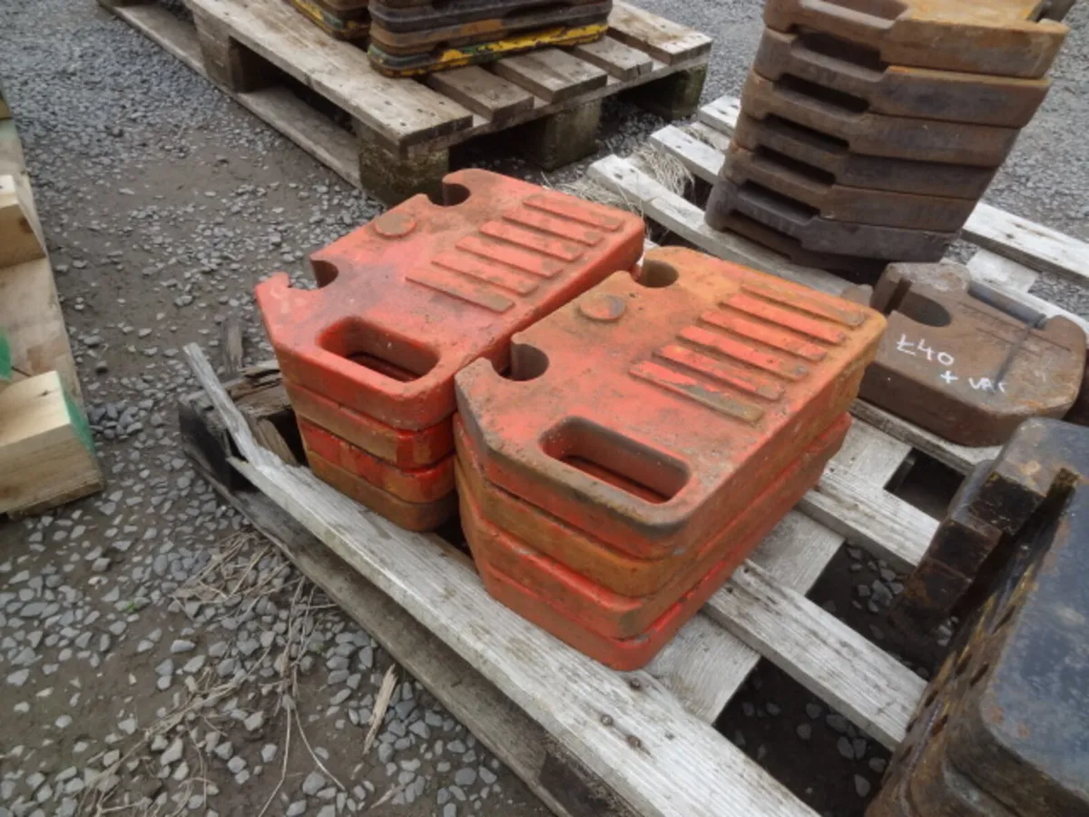David Brown Suitcase Tractor Weights - Image 3