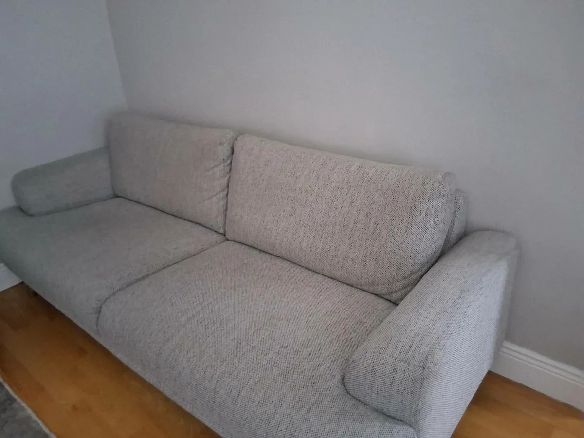 Sofa - Kitchen table & 4 chairs - Image 2
