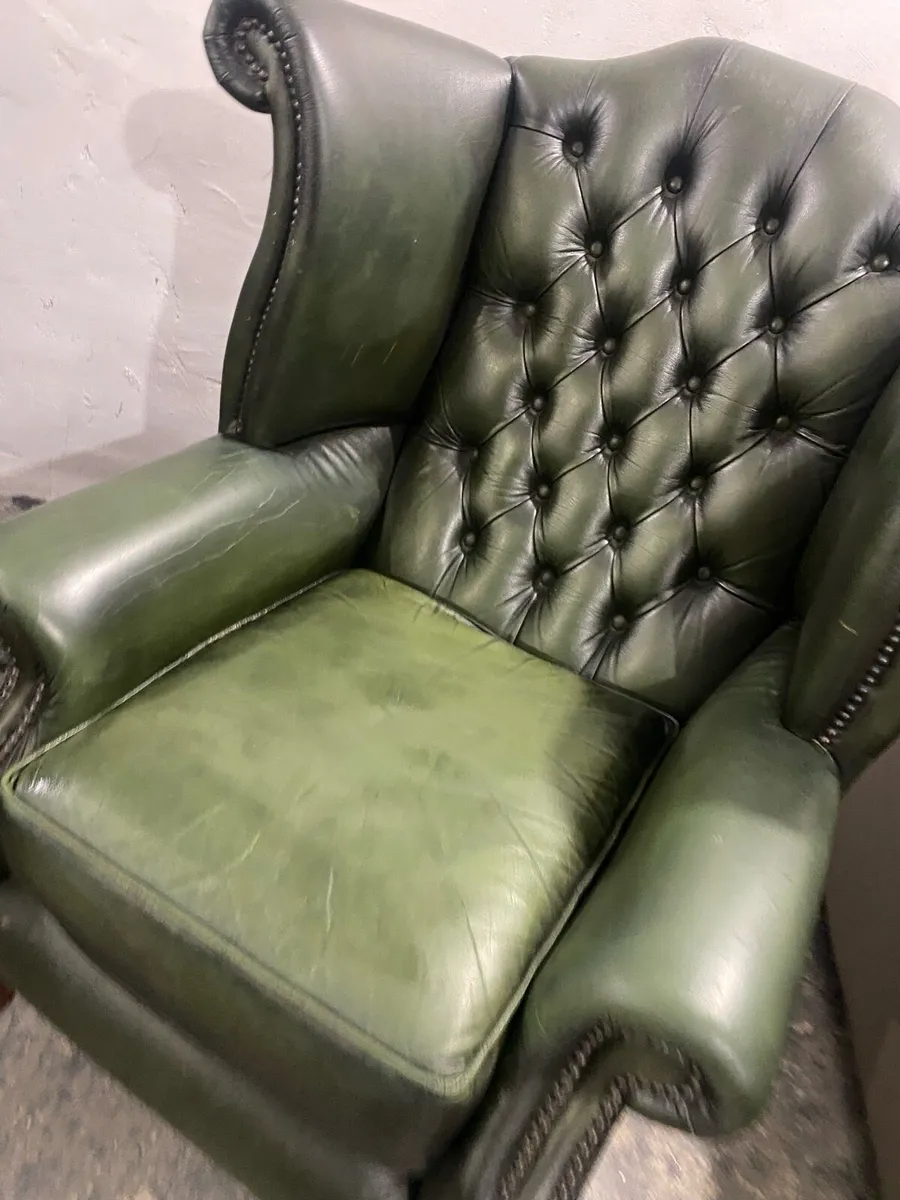 Stunning pair of chesterfield armchairs - Image 4