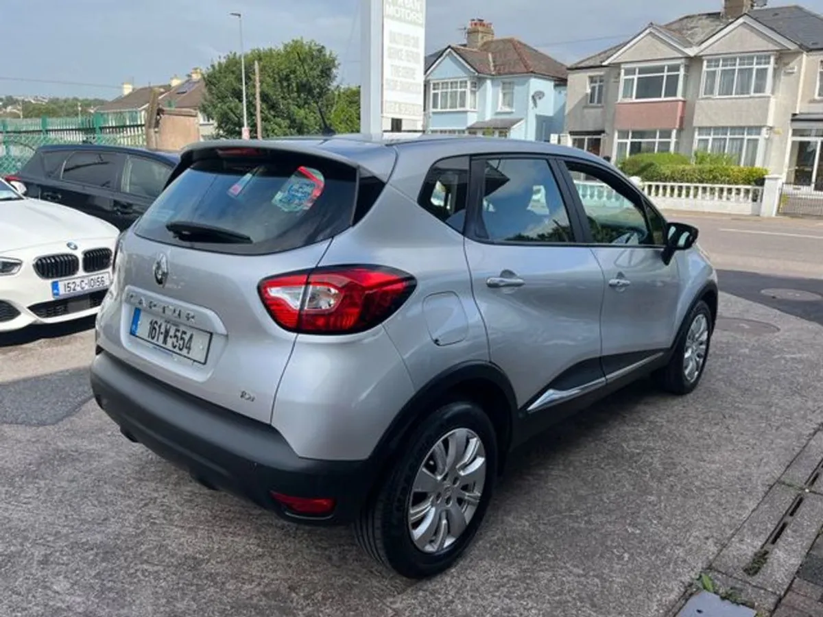 Renault Captur Life TCE 90 4DR - Image 3