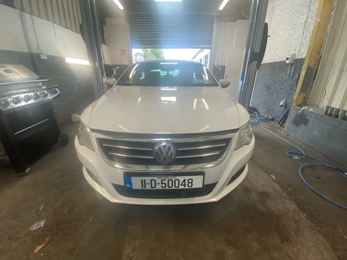 2011 Passat cc - Image 1
