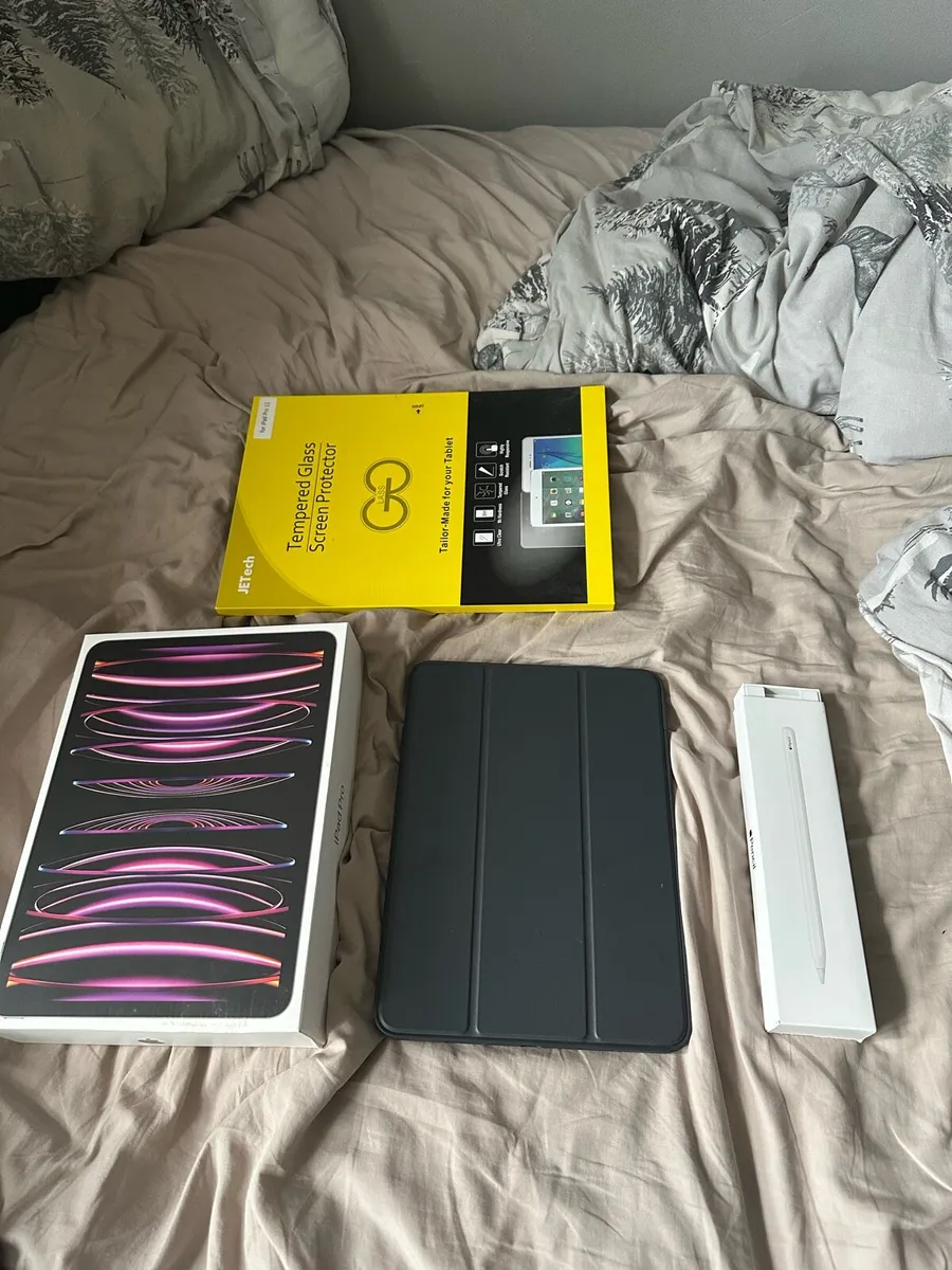 iPad Pro (4th Gen) 11-inch with Apple Pencil 128GB - Image 1