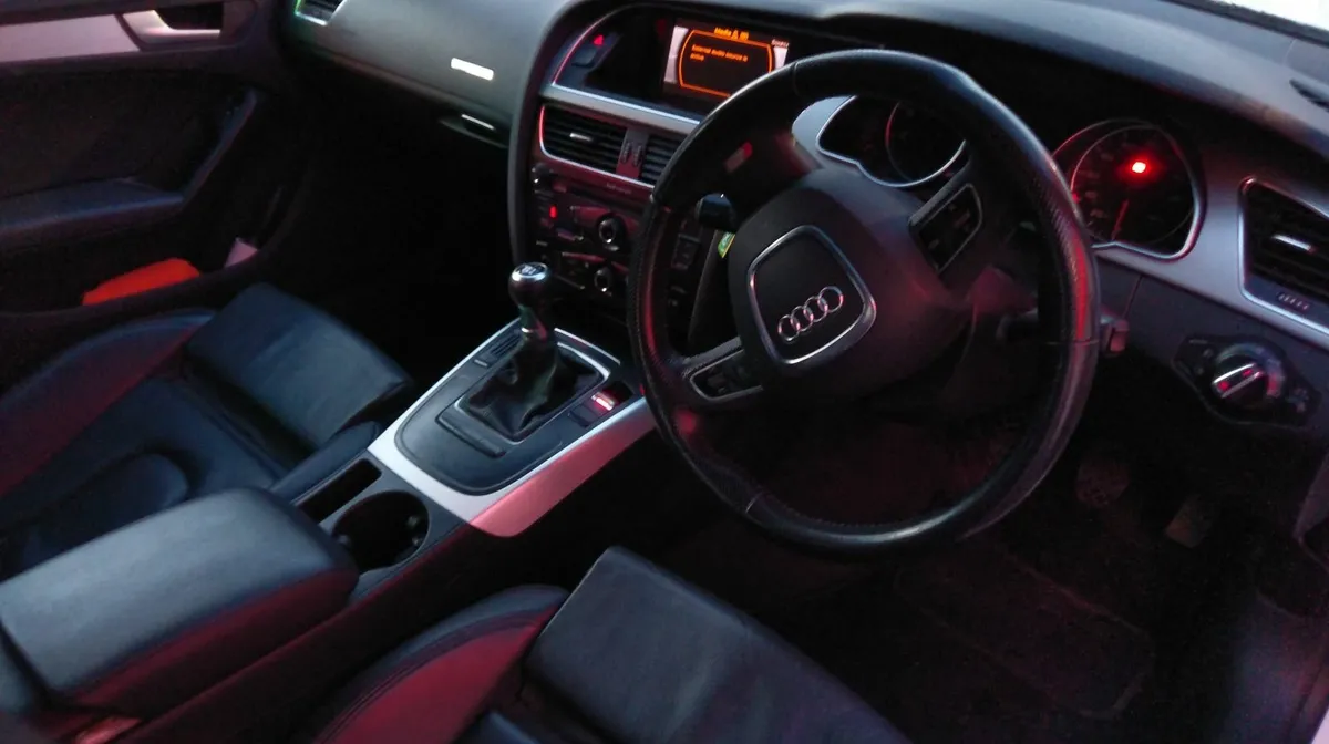 2010 Audi A5 S-Line 2.0 TFSI Petrol - Image 4