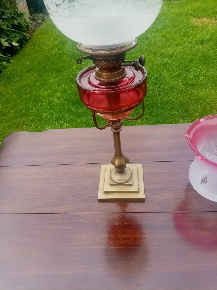 Victorian Oil Lamp etc - Image 3