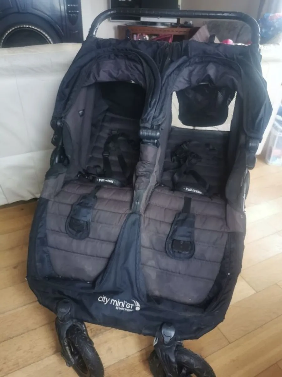 City Mini GT Double Buggy - Image 4
