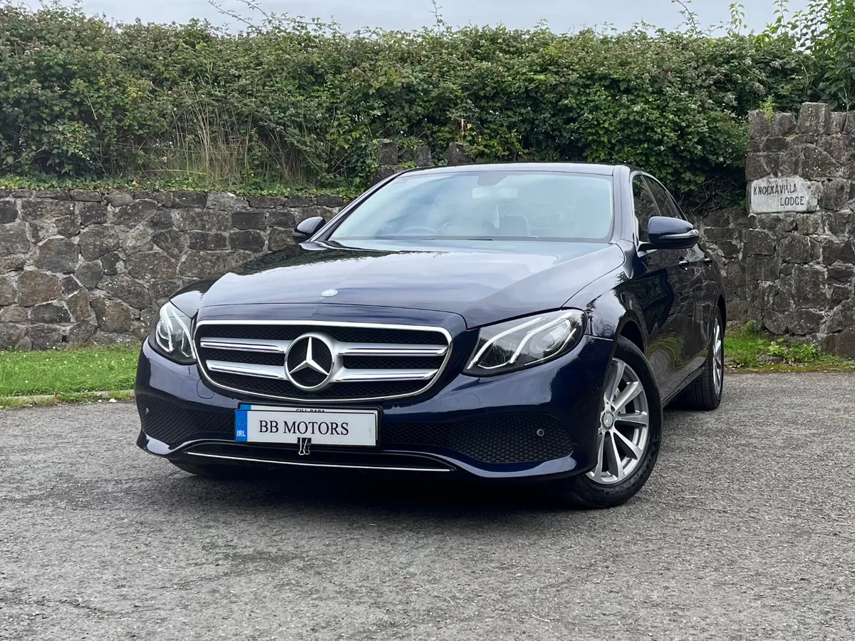 Mercedes-Benz E-Class E200 D AVANTGARDE A/T - Image 2
