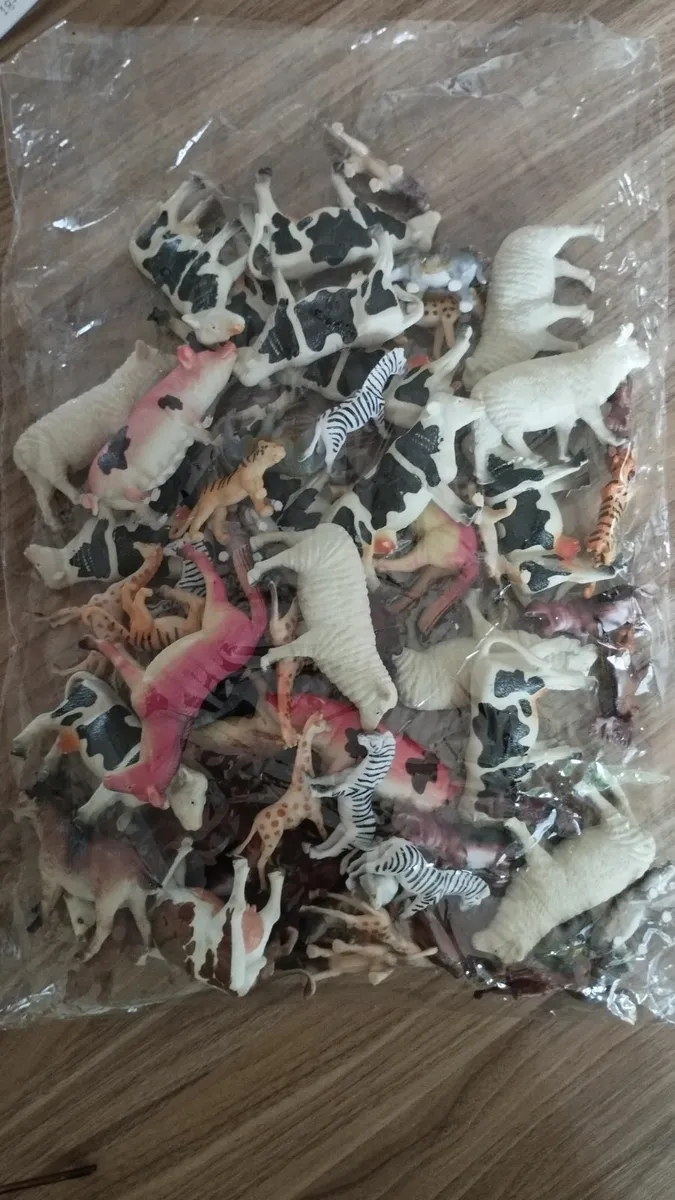 Animal toys - Image 1