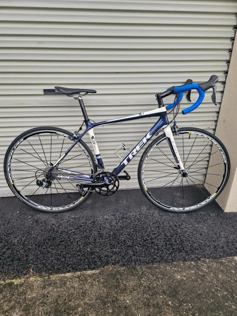 TREK madone carbon 11sp ultegra size 52 - Image 1