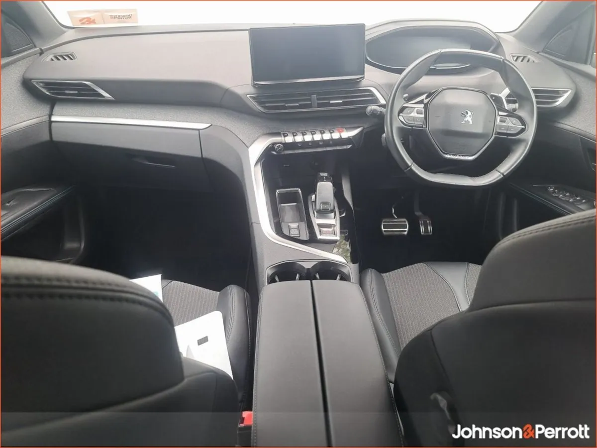 Peugeot 5008 Allure 1.5d Auto Very Low KMS - Image 4