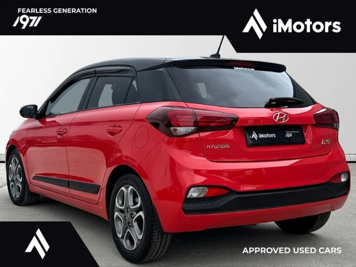 Hyundai i20 Active Deluxe Plus 2 Tone 5DR - Image 3