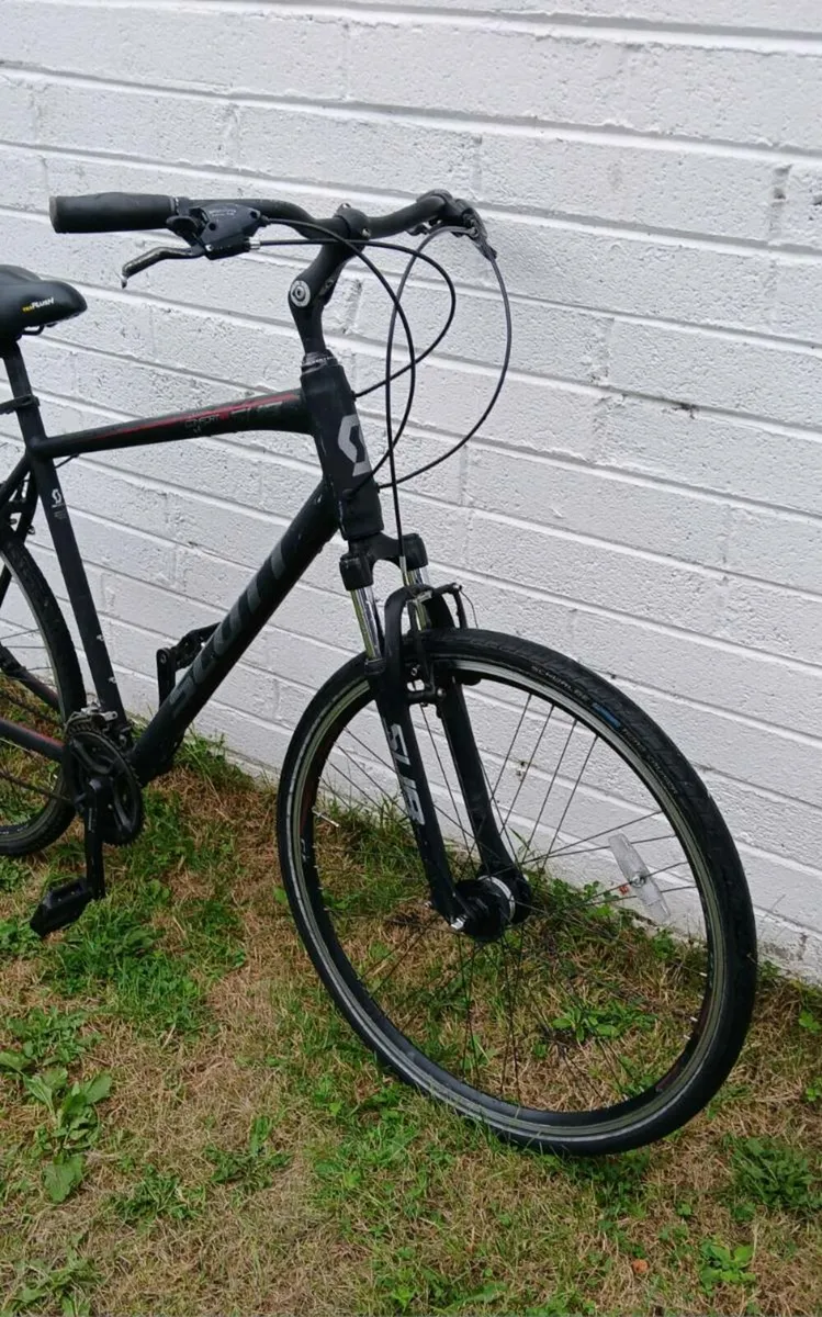 Scott hybrid bike - Image 2