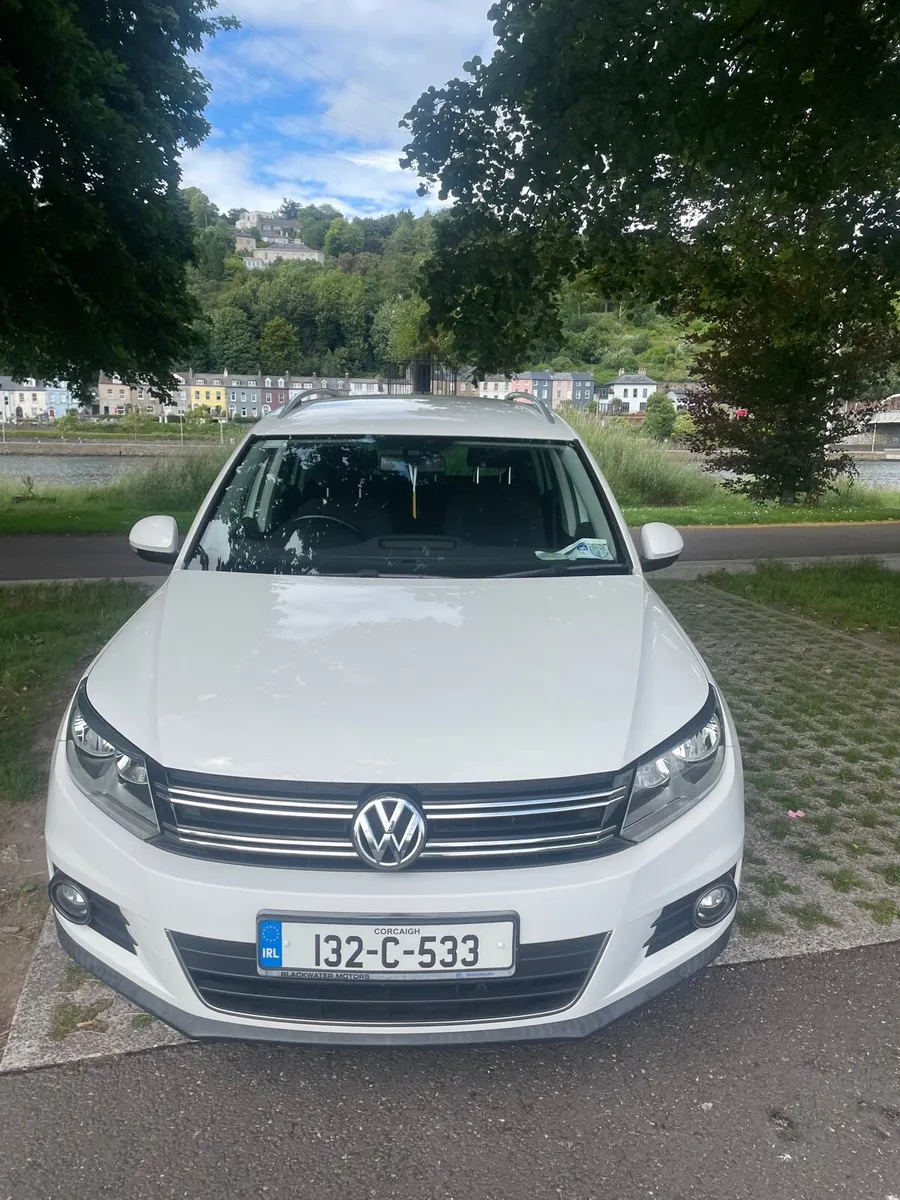 2013 Volkswagen Tiguan - Image 3
