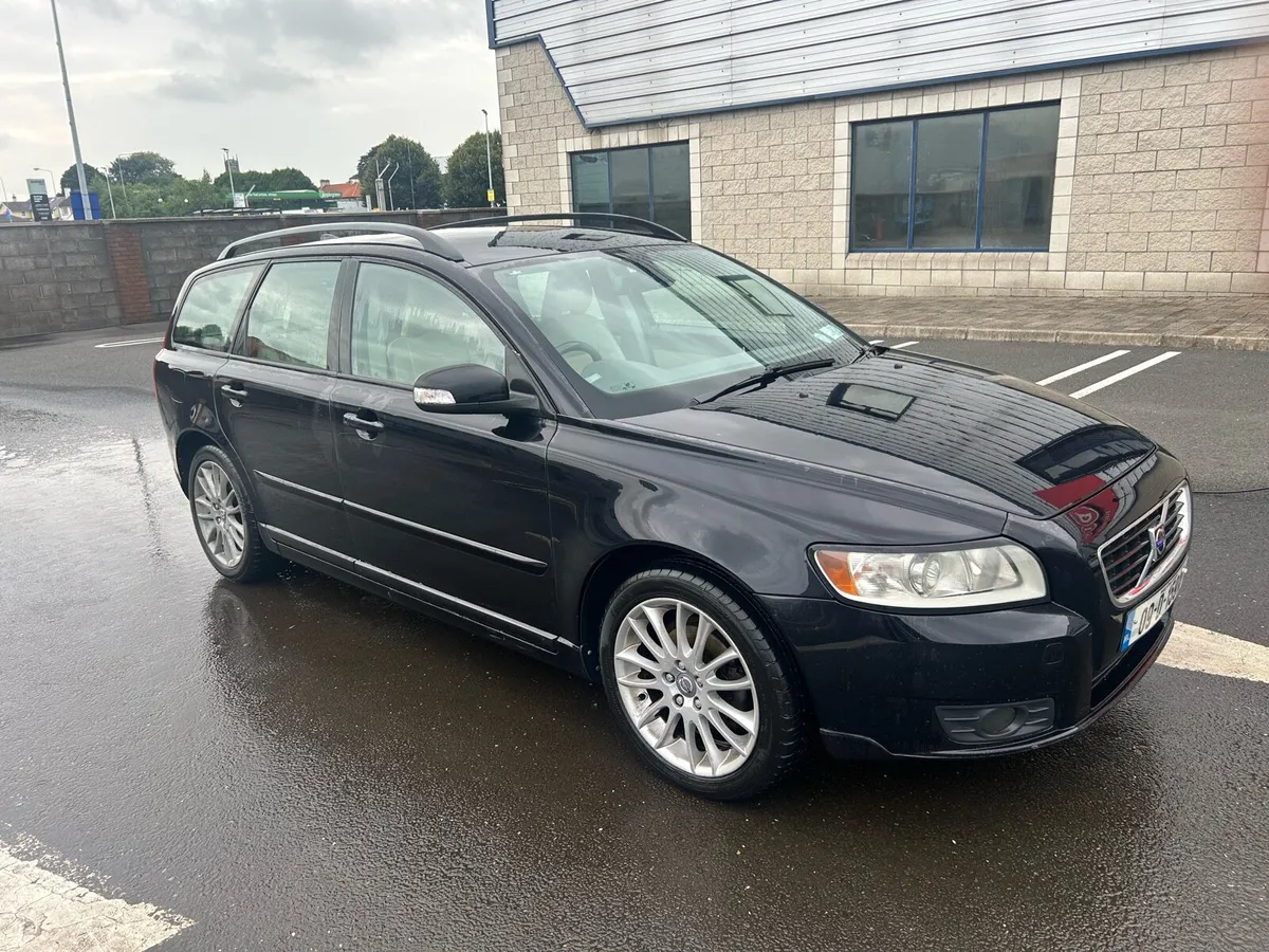 Car - Image 1