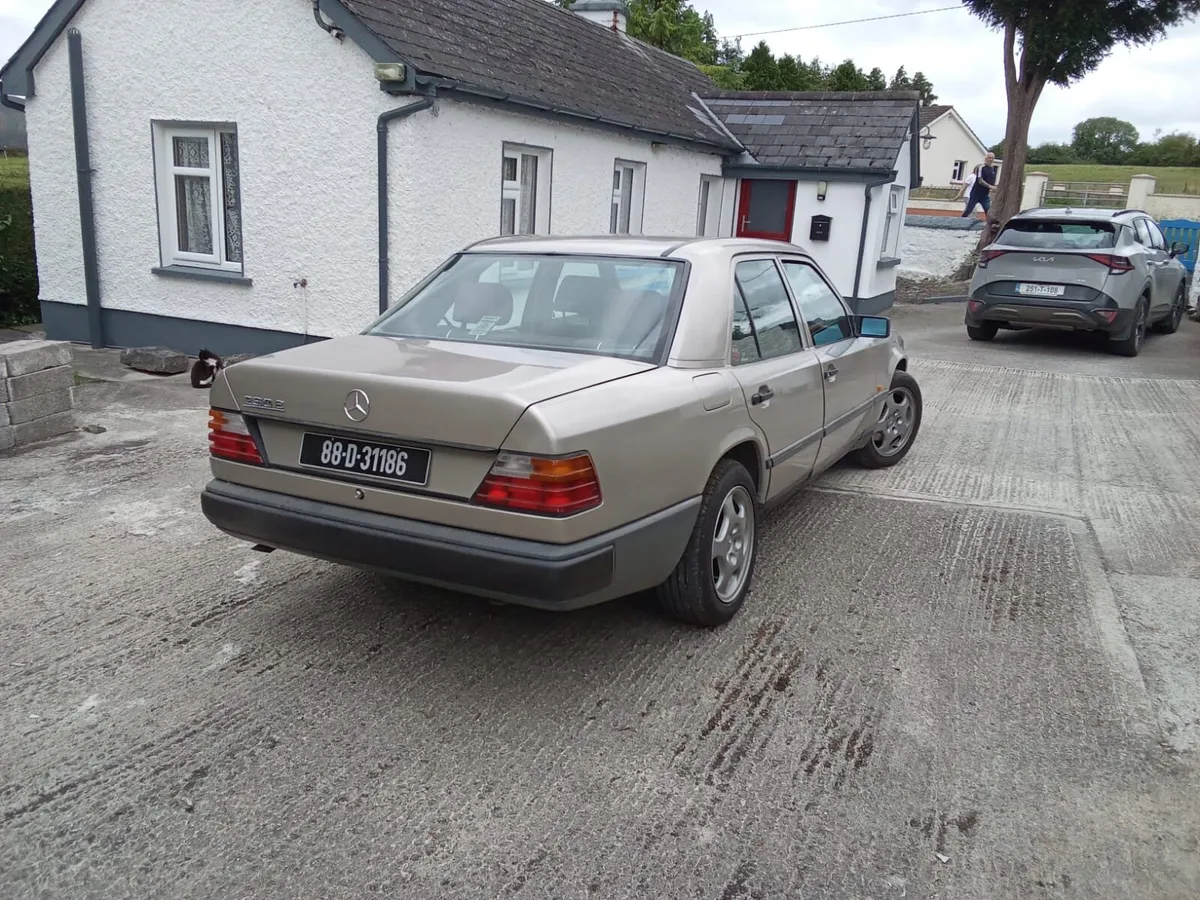 Car - Image 2