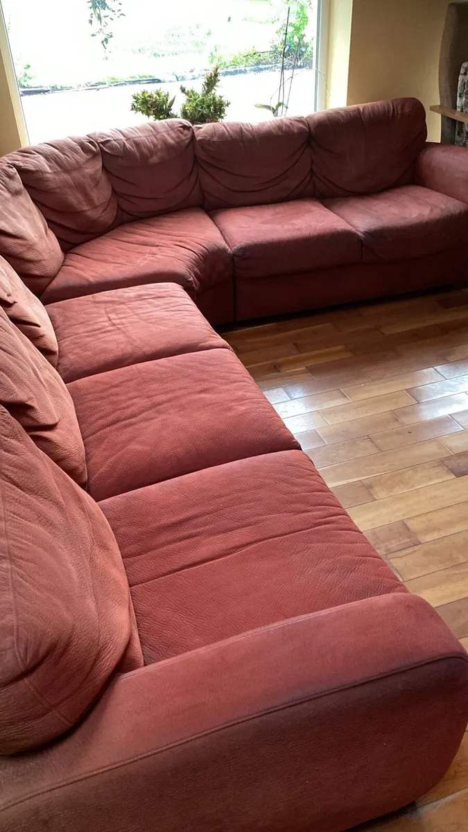 Red 6 Seater Couch - Image 1