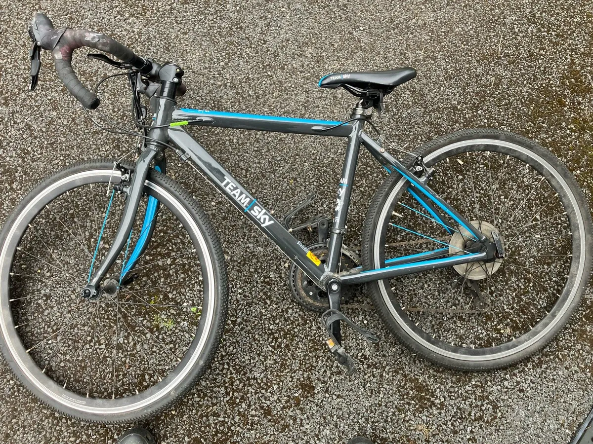 Frog 70 road bike - Image 2