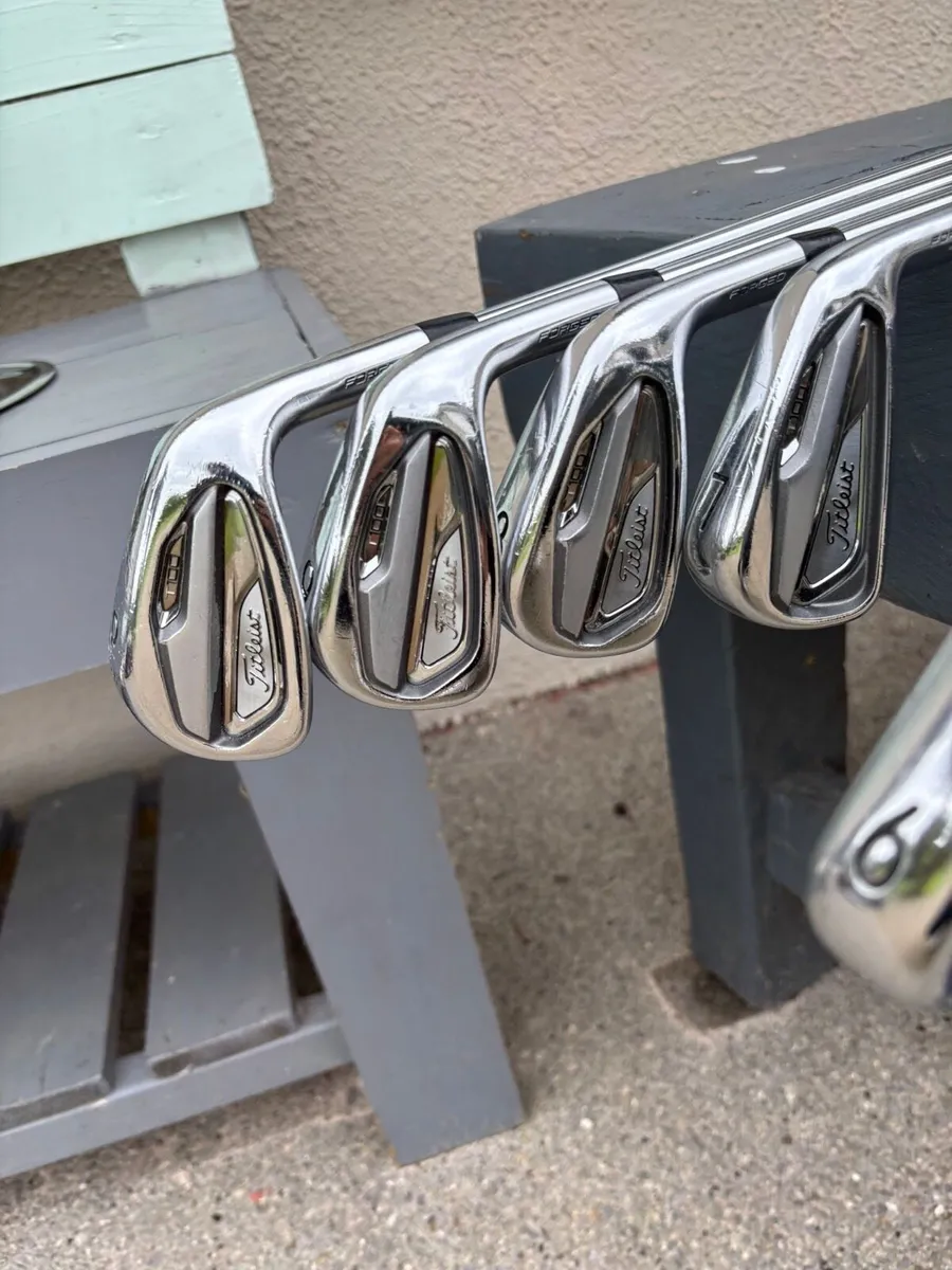 Titleist T100 - 4 - PW - Image 1