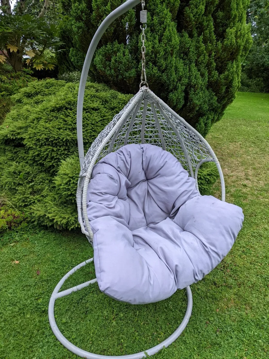 Garden Egg Chair - Image 3