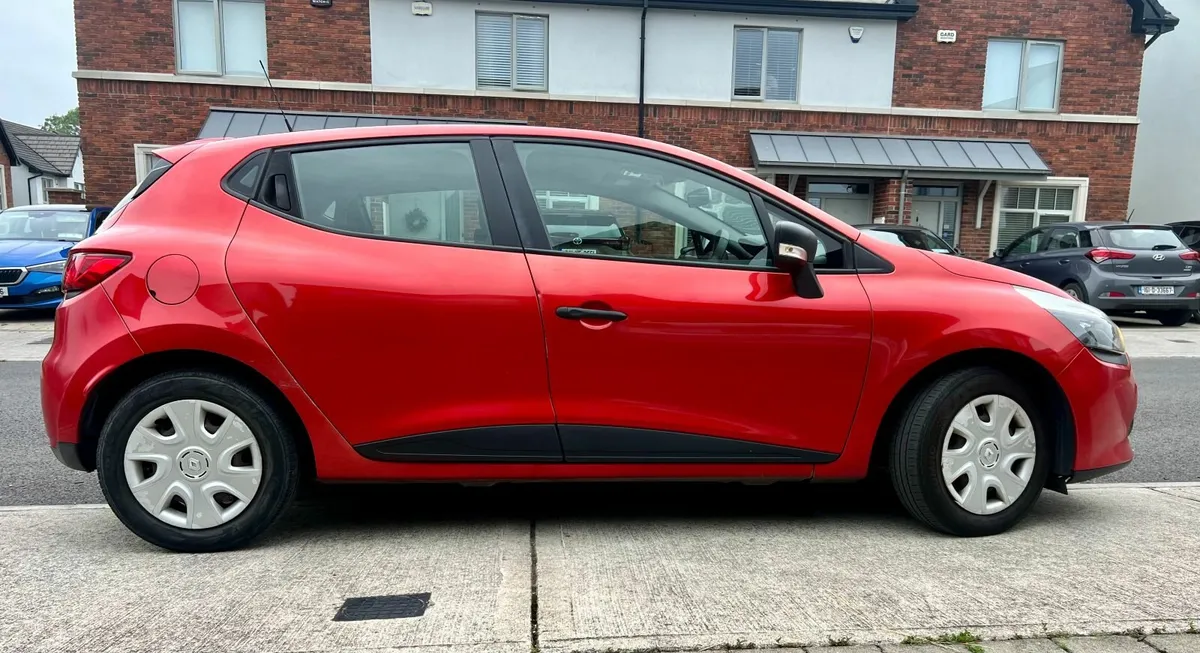 Renault Clio 2013 - Image 4