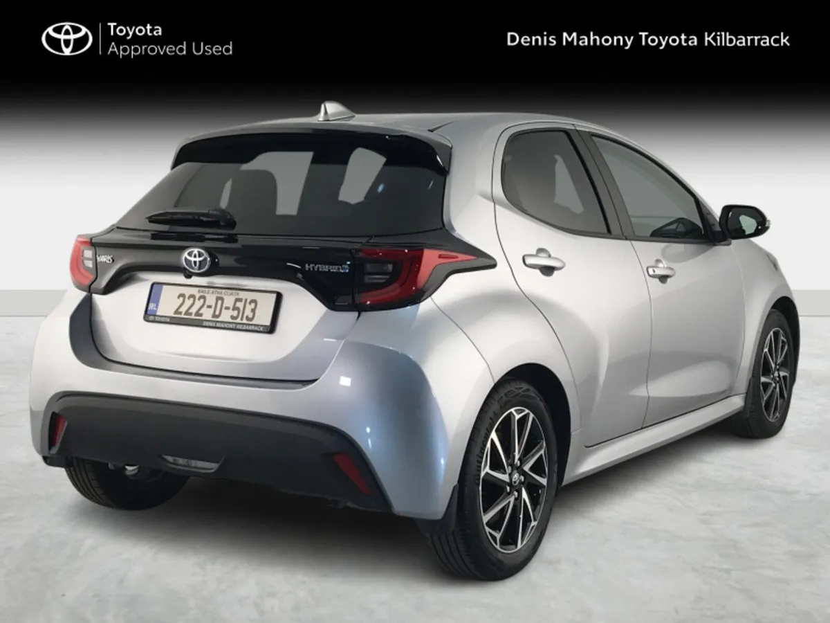 Toyota Yaris L/SPORT - Image 2
