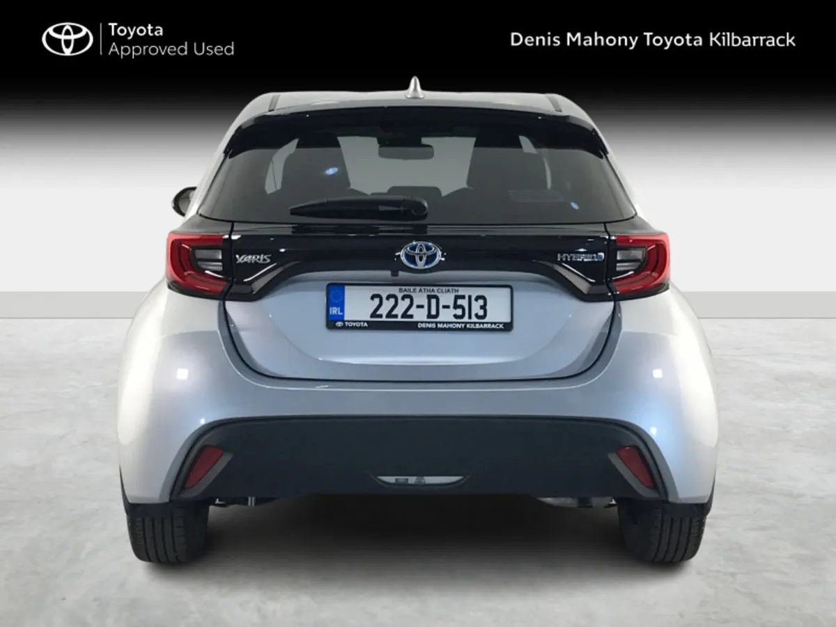 Toyota Yaris L/SPORT - Image 4