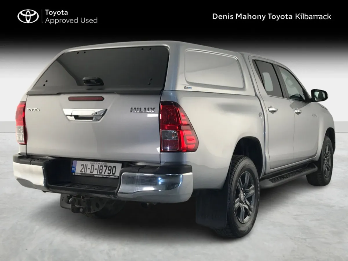 Toyota Hilux DOUBLE CAB SR5 4DR PRICE INCL VAT - Image 2