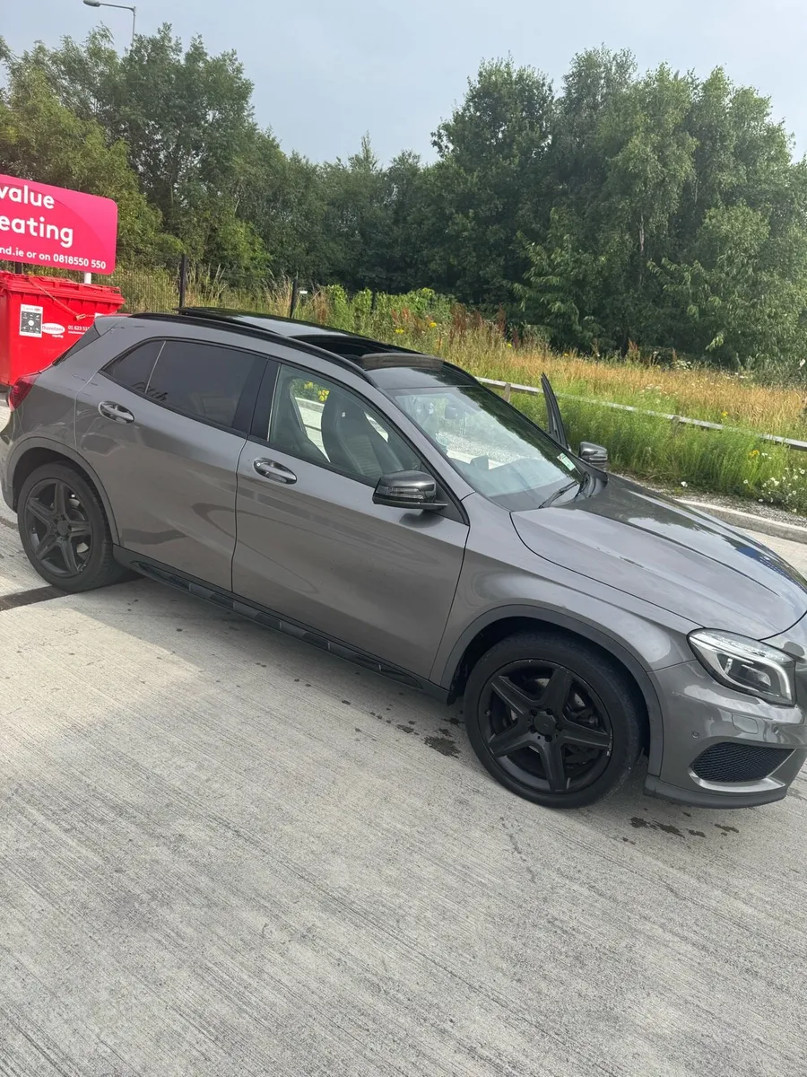 Mercedes gla  Amg premium plus 2015 - Image 2