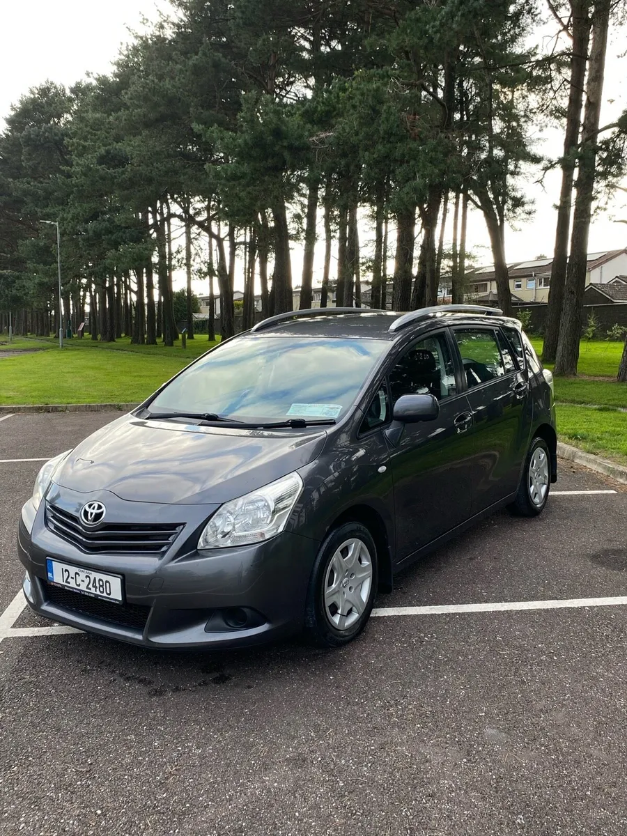2012 Toyota Verso - 7 Seater - Image 3