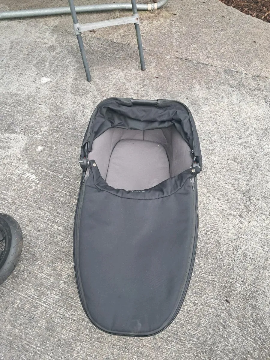 Maxi Cosi travel - Image 2