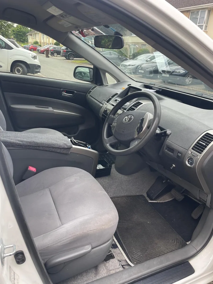 Toyota - Image 3