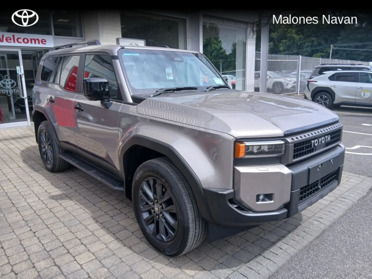 Toyota Land Cruiser 2.8 - Image 1