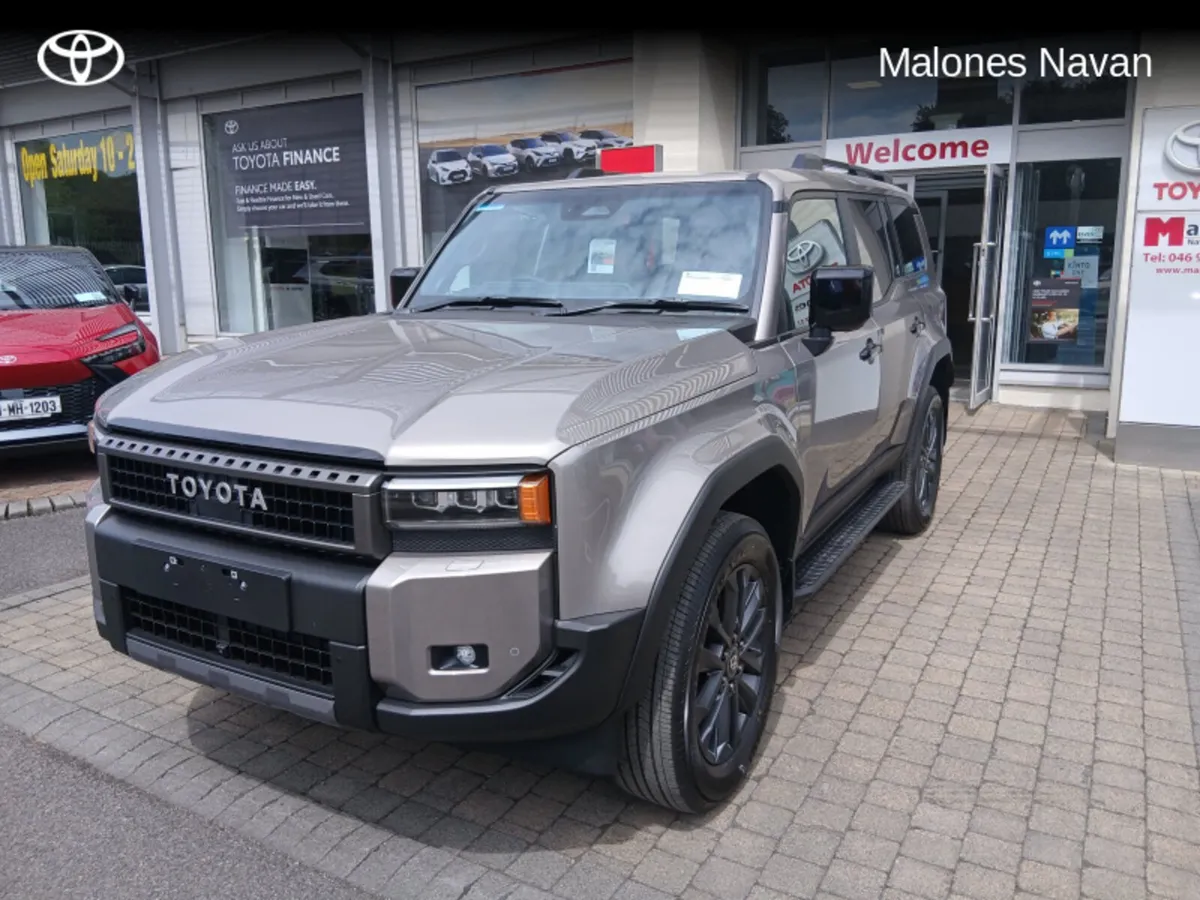 Toyota Land Cruiser 2.8 - Image 3