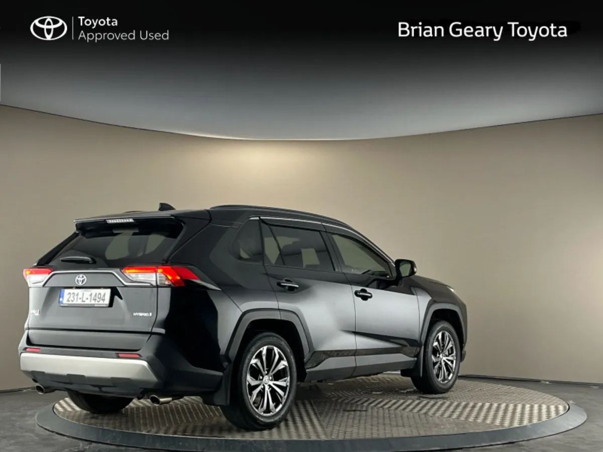 Toyota RAV4 HYBRID SOL - Image 2