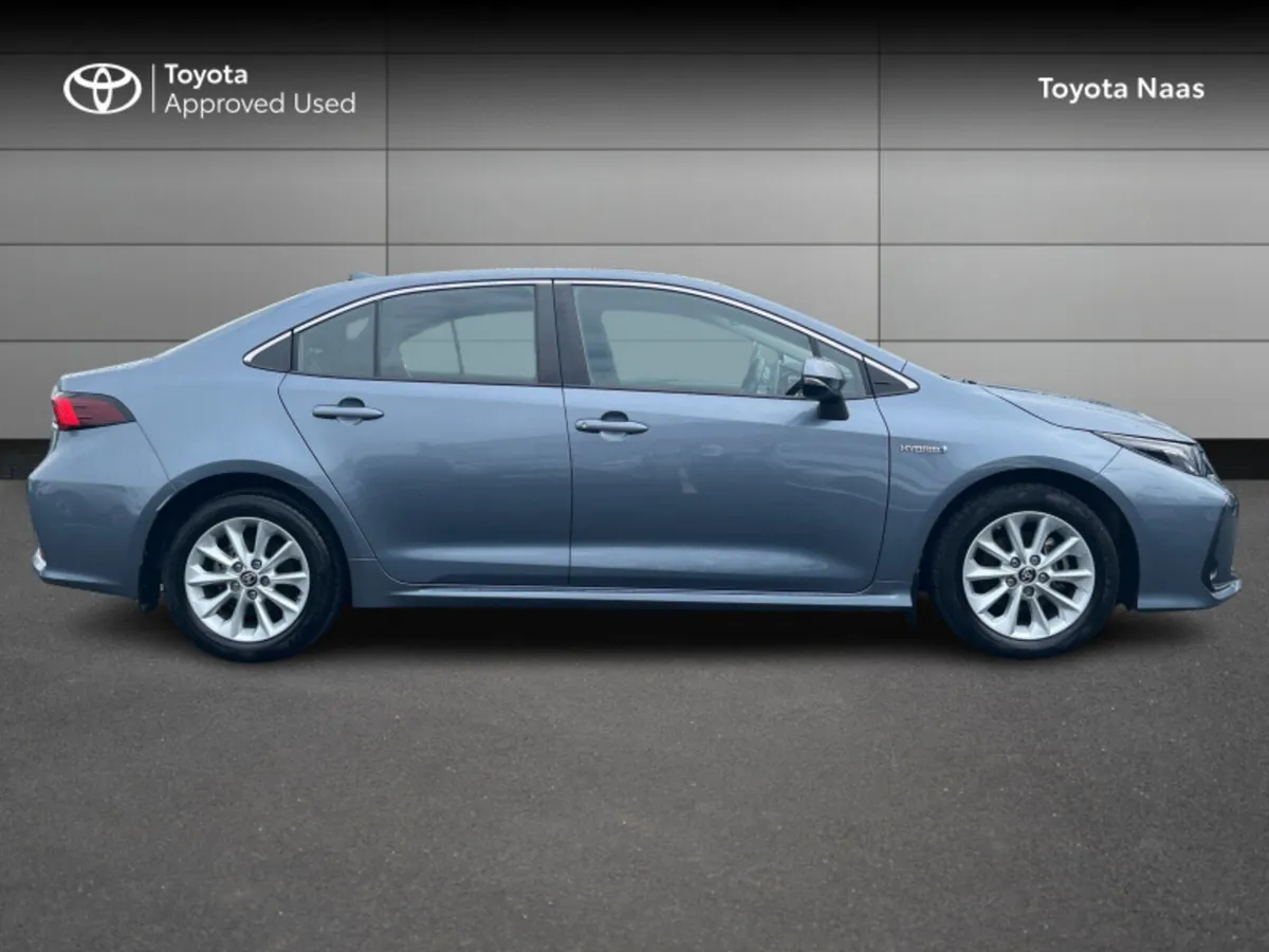 Toyota Corolla COROLLA HYB LUNA SALOON - Image 3
