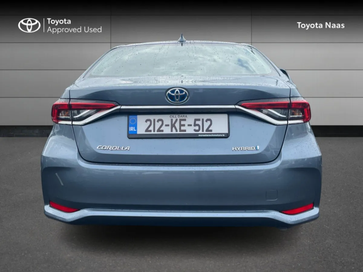 Toyota Corolla COROLLA HYB LUNA SALOON - Image 4