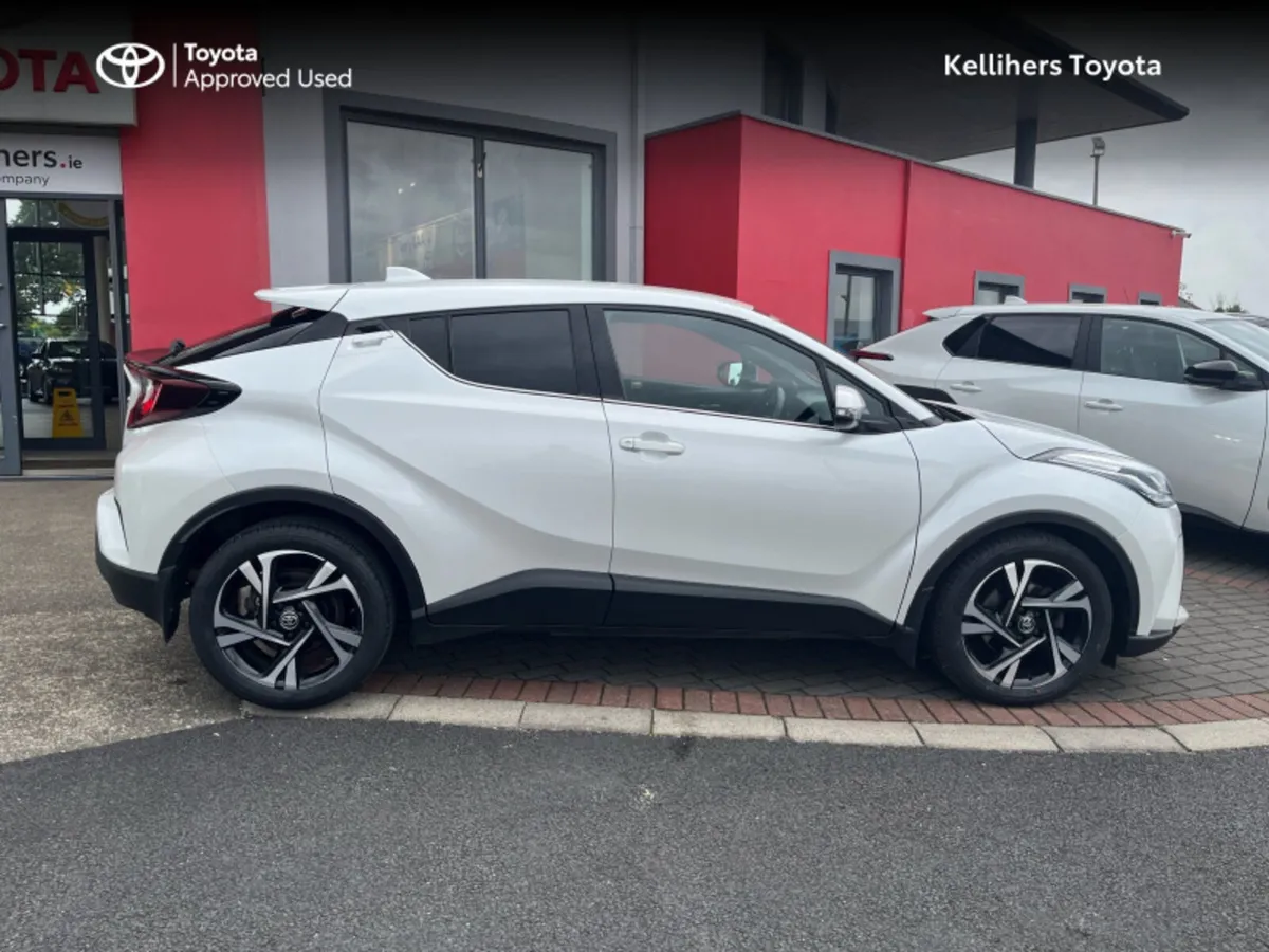 Toyota C-HR HYBRID ELECTRIC SPORT - Image 3