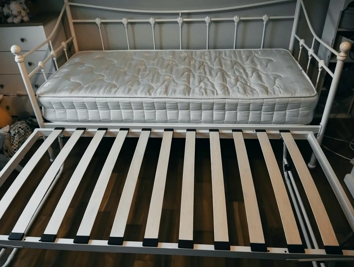 Single day bed - Image 2